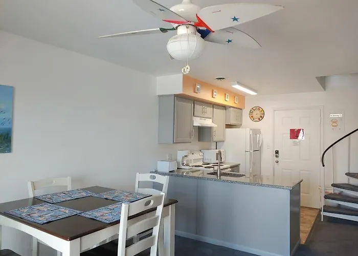 Holiday home Jockey Club 323 *